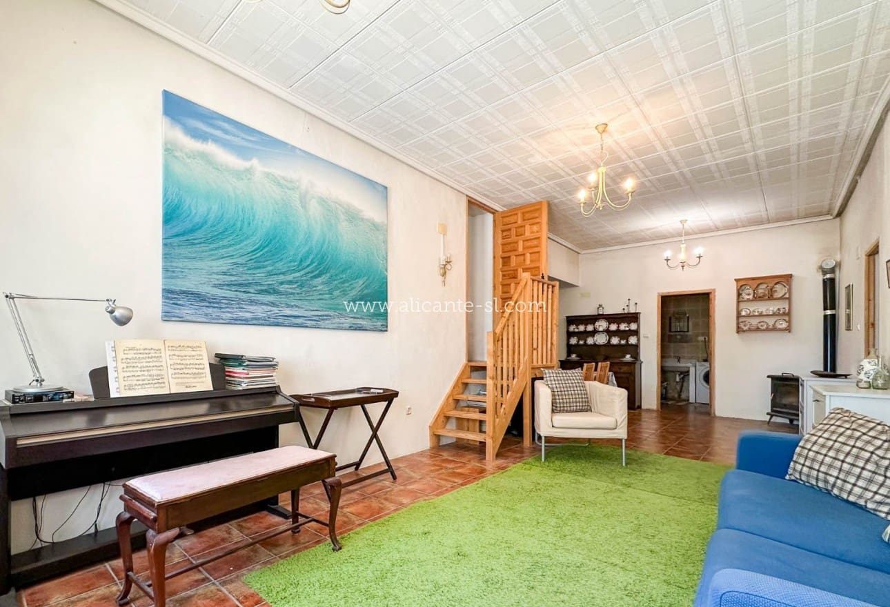 4 sovrum Finca/Hus på landet till salu i La Romana med pool - 199 000 € (Ref: 8327066)