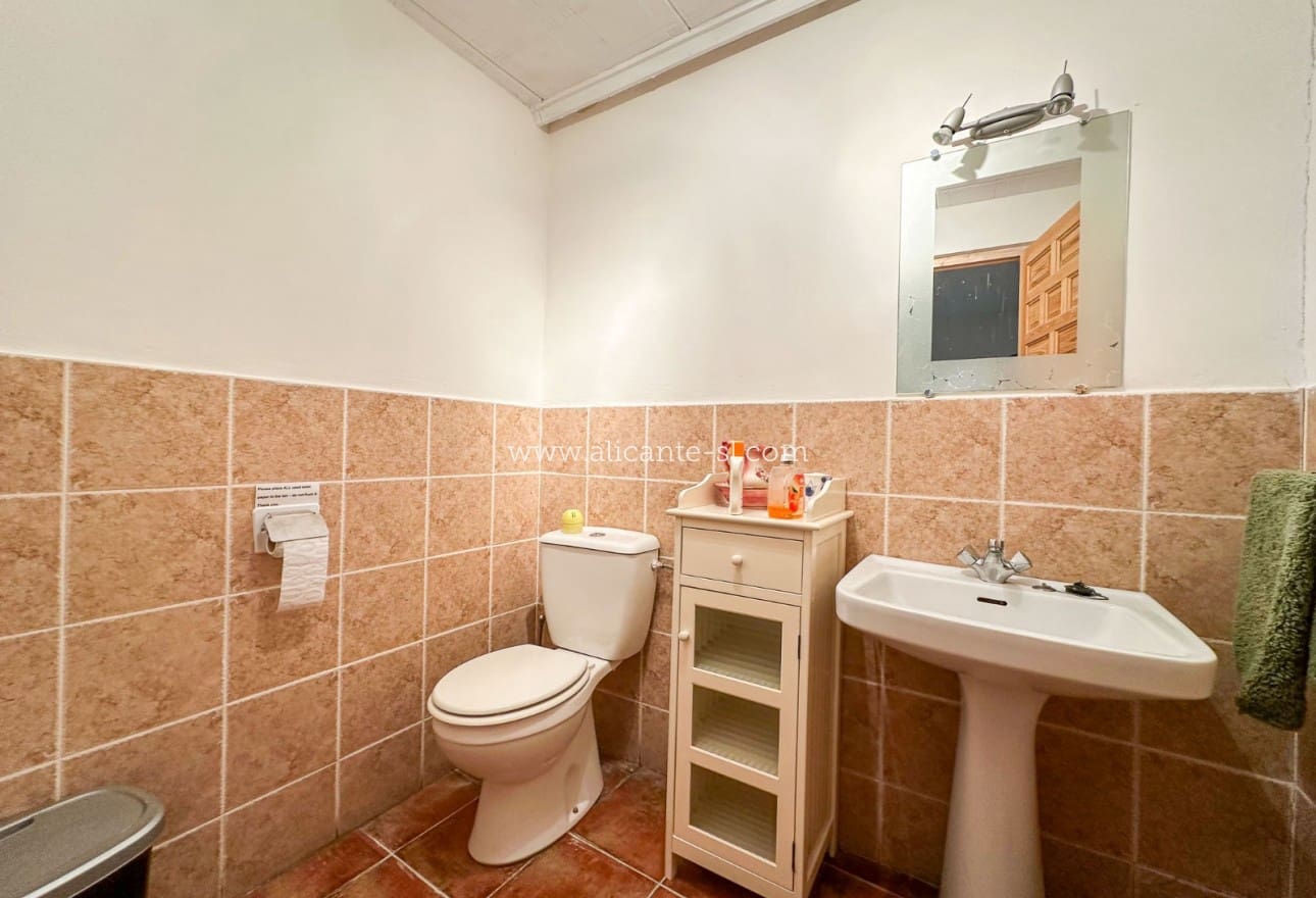 4 sovrum Finca/Hus på landet till salu i La Romana med pool - 199 000 € (Ref: 8327066)