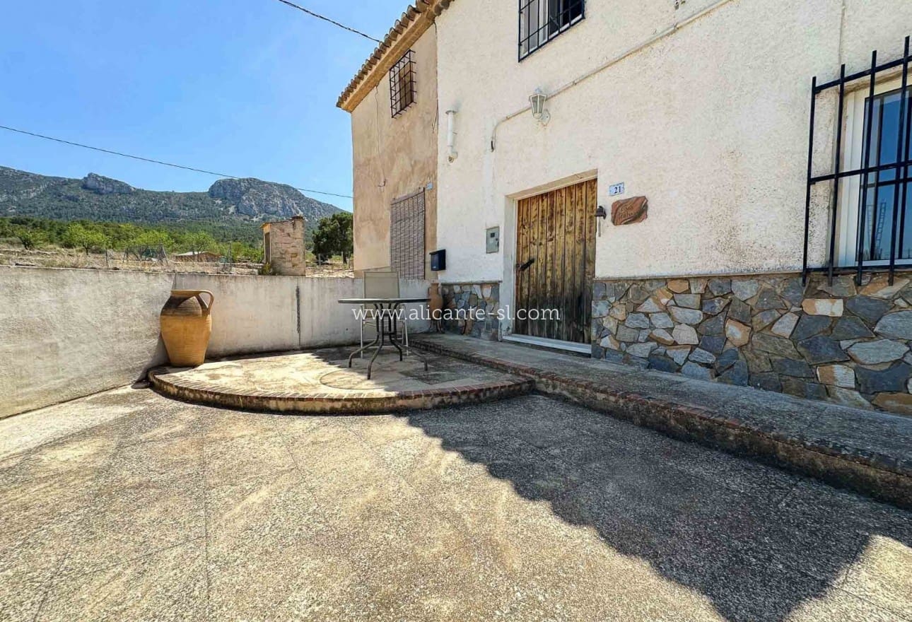 4 sovrum Finca/Hus på landet till salu i La Romana med pool - 199 000 € (Ref: 8327066)