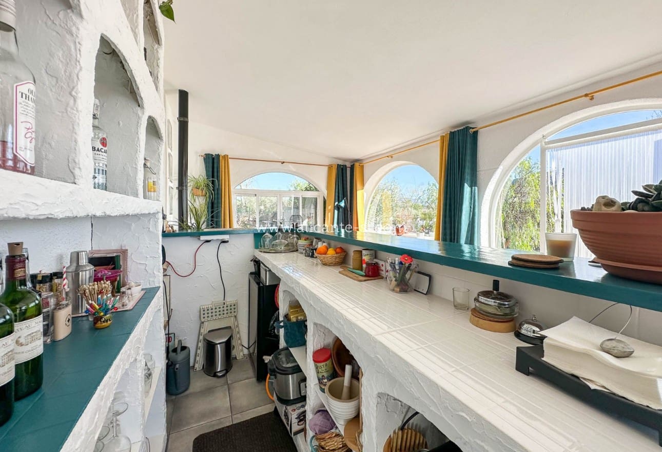 5 soveværelse Villa til salg i Sax med swimmingpool - € 499.950 (Ref: 8425155)