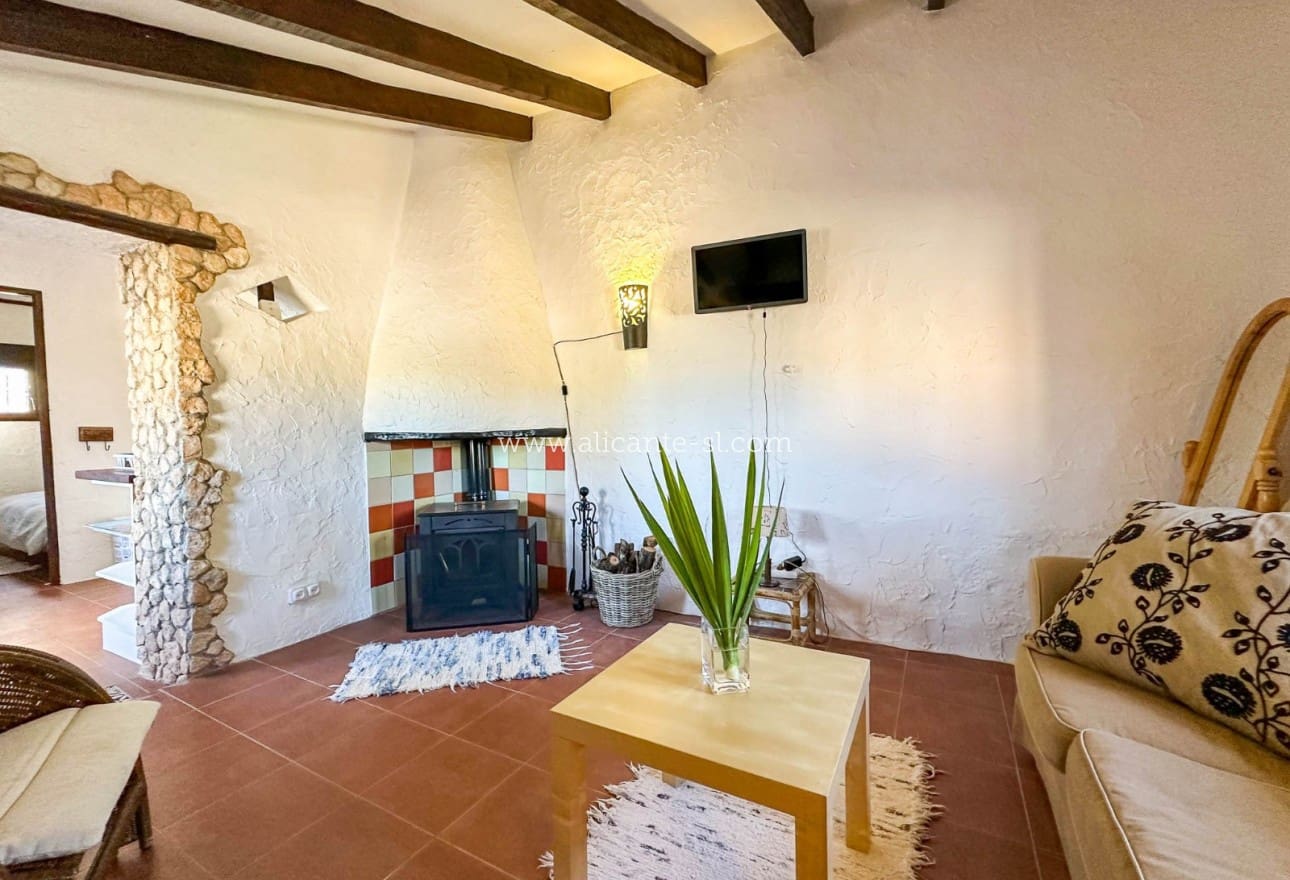 5 soveværelse Villa til salg i Sax med swimmingpool - € 499.950 (Ref: 8425155)