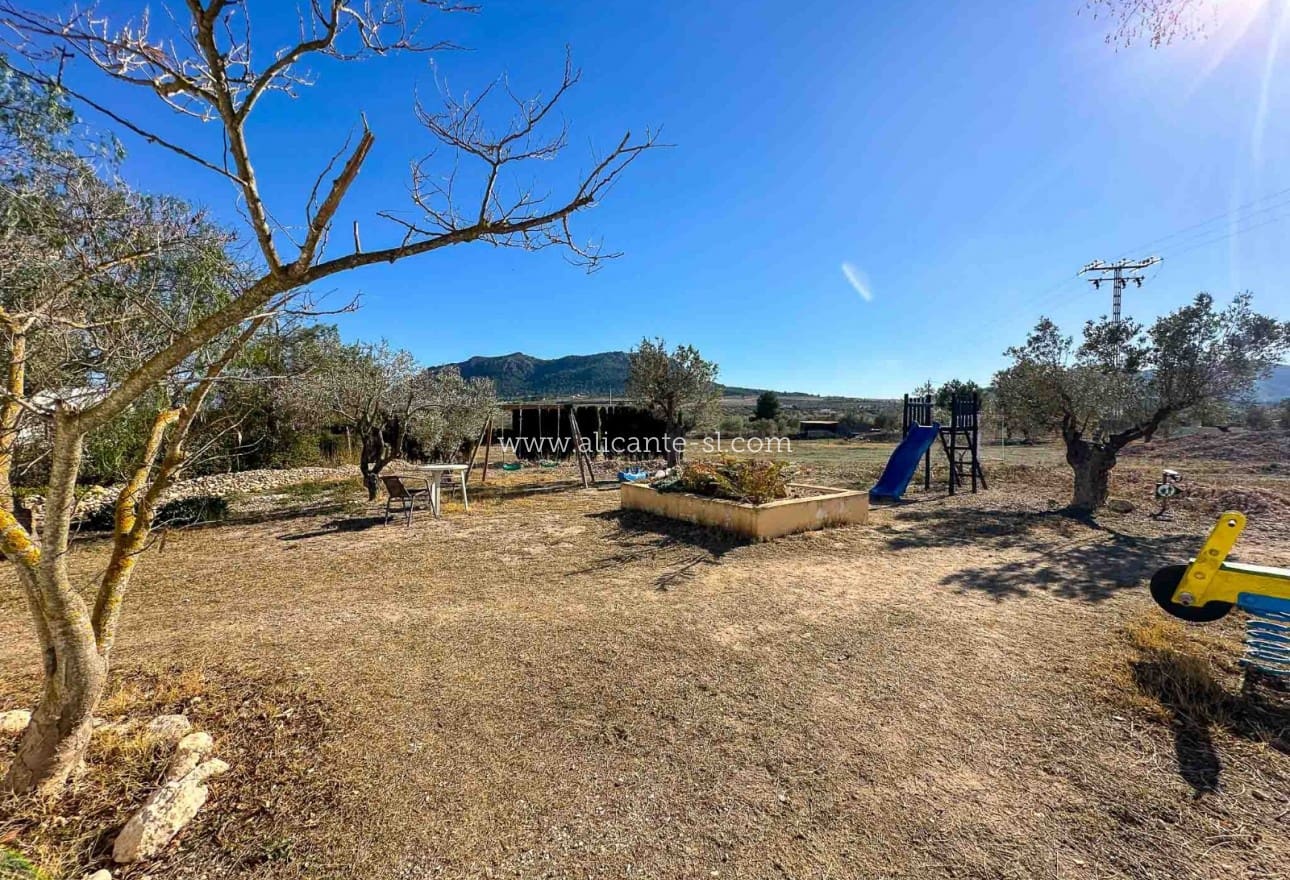 5 soveværelse Villa til salg i Sax med swimmingpool - € 499.950 (Ref: 8425155)