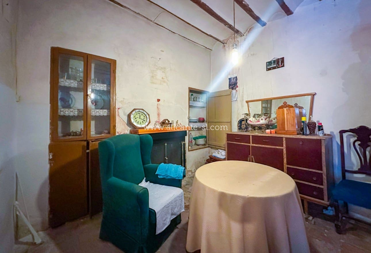 3 soveværelse Byhus til salg i Hondon de las Nieves - € 55.000 (Ref: 8777382)