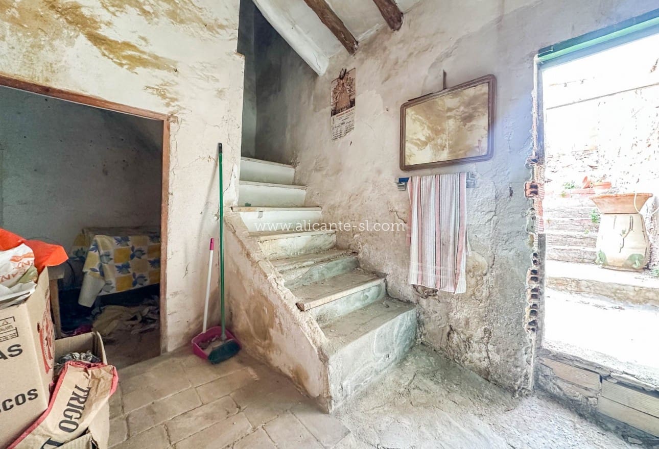 3 soveværelse Byhus til salg i Hondon de las Nieves - € 55.000 (Ref: 8777382)