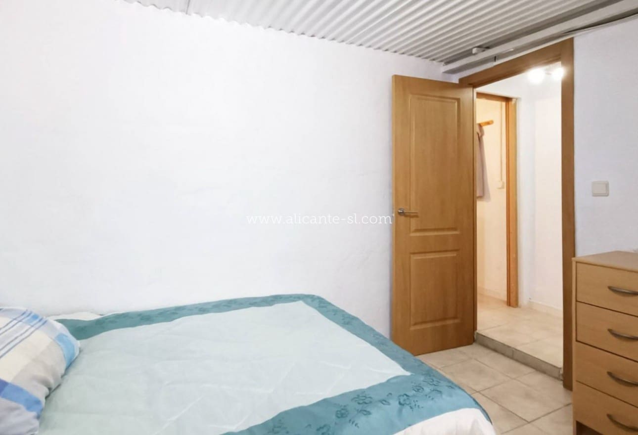 4 soveværelse Finca/Landehus til salg i Hondon de los Frailes med garage - € 179.950 (Ref: 8980480)