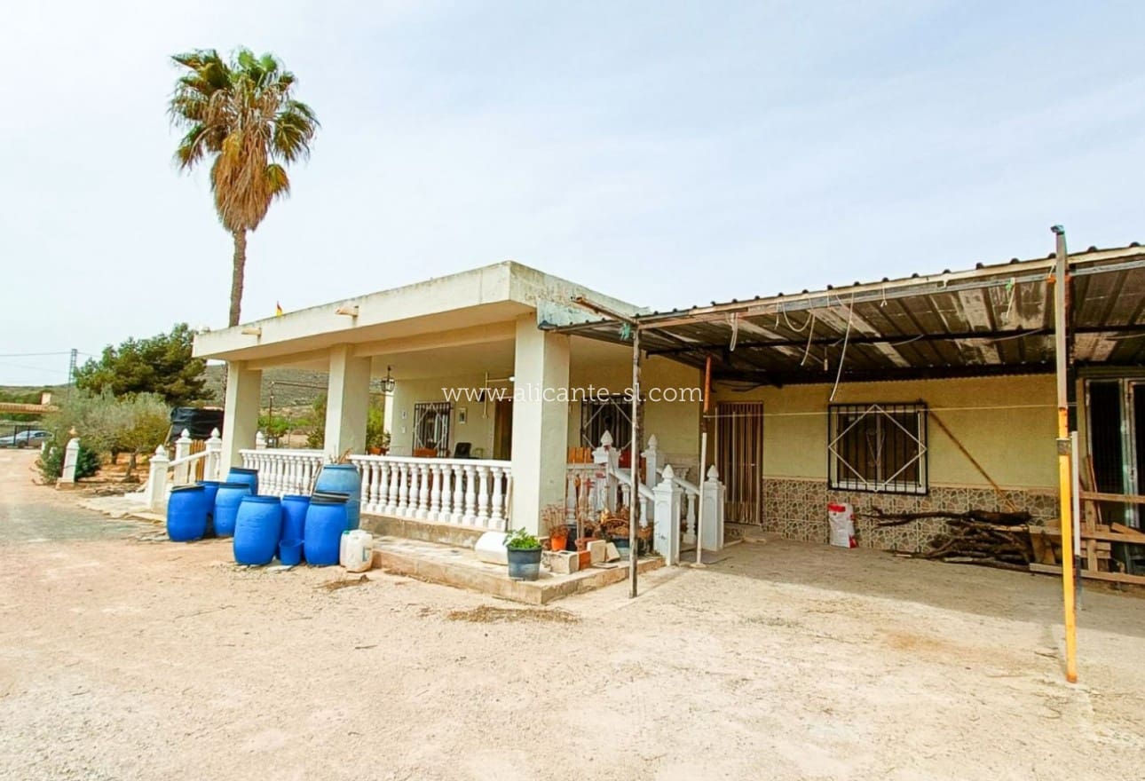 4 soveværelse Finca/Landehus til salg i Hondon de los Frailes med garage - € 179.950 (Ref: 8980480)