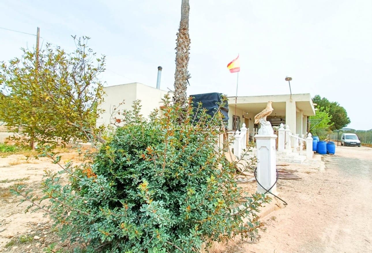 4 soveværelse Finca/Landehus til salg i Hondon de los Frailes med garage - € 179.950 (Ref: 8980480)