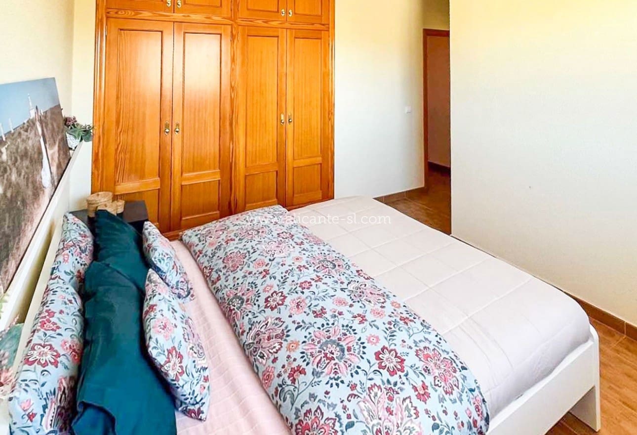 3 bedroom Villa for sale in Hondon de las Nieves - € 229,000 (Ref: 9063451)