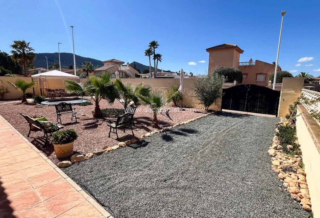 3 bedroom Villa for sale in Hondon de las Nieves - € 229,000 (Ref: 9063451)