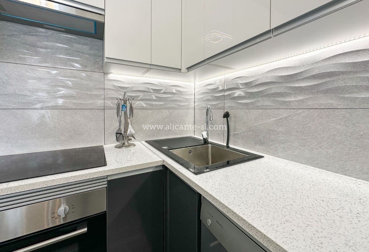 4 slaapkamer Villa te koop in Aspe met zwembad - € 295.000 (Ref: 9099735)