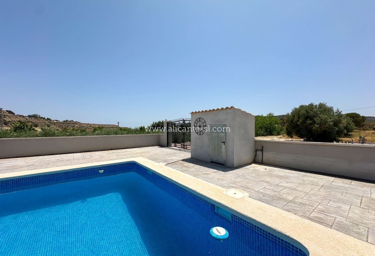 4 slaapkamer Villa te koop in Aspe met zwembad - € 295.000 (Ref: 9099735)