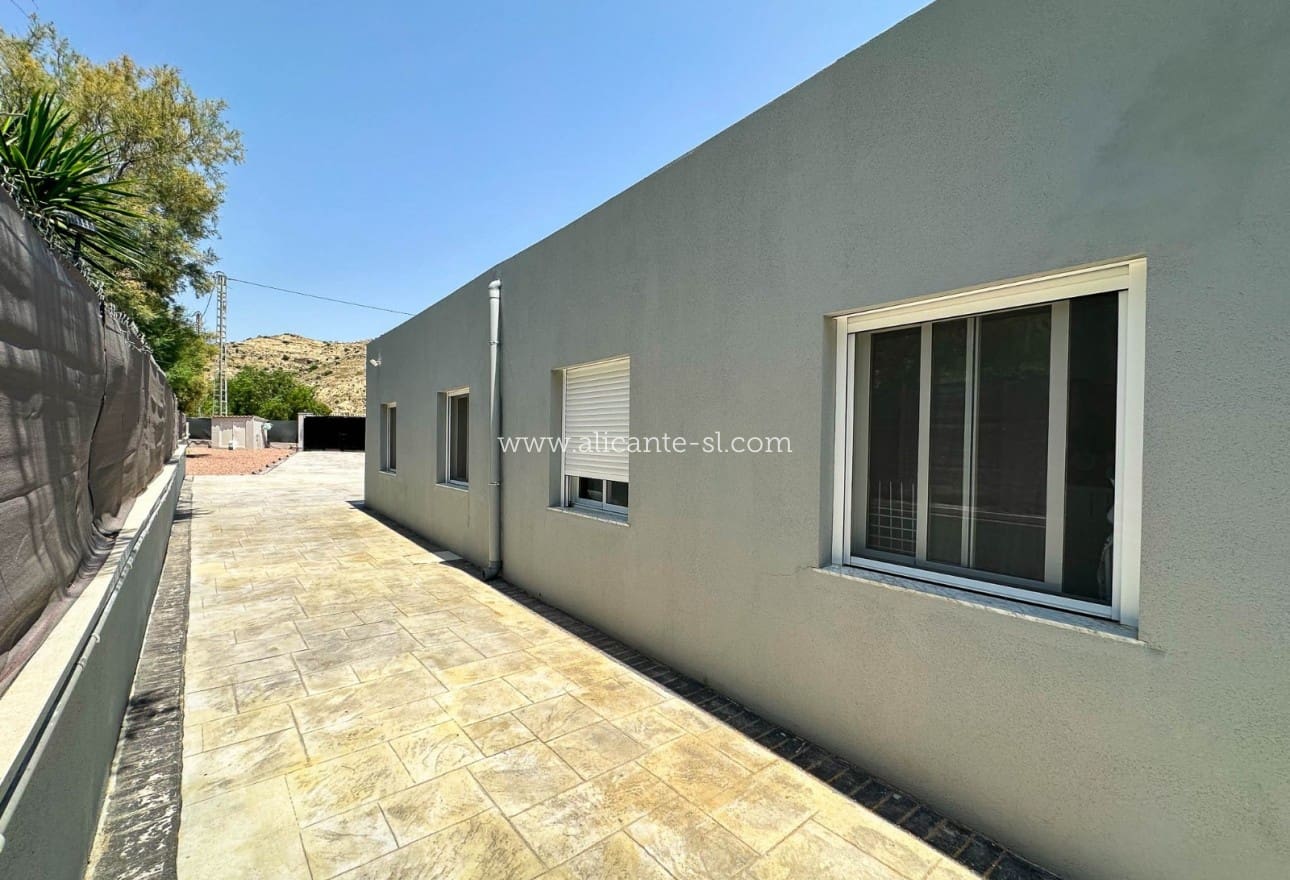 4 slaapkamer Villa te koop in Aspe met zwembad - € 295.000 (Ref: 9099735)