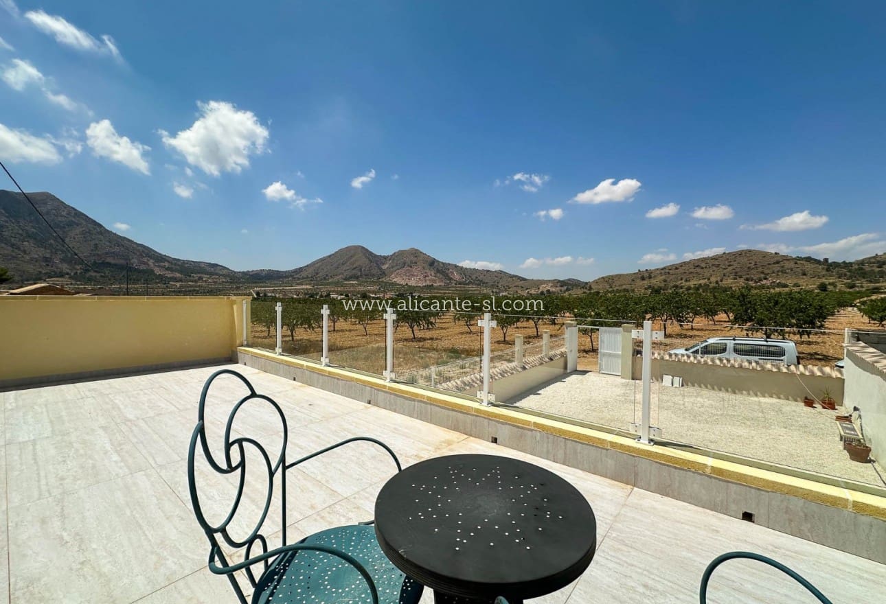 4 slaapkamer Huis te koop in Barbarroja - € 199.950 (Ref: 9115672)