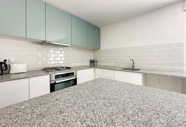 4 bedroom Townhouse for sale in Barbarroja, Orihuela - € 199,950 (Ref: 9115672)