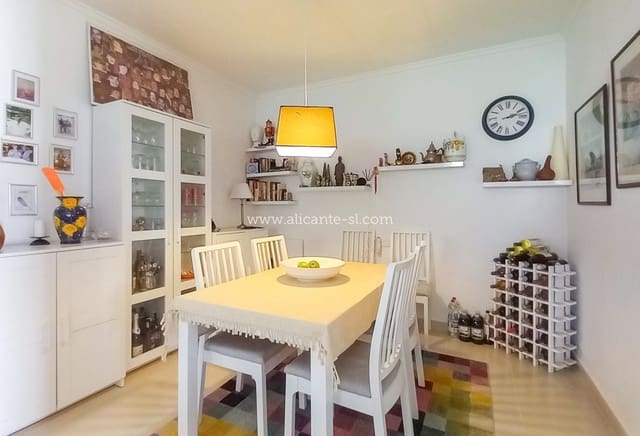 3 slaapkamer Villa te koop in Torrevieja met zwembad garage - € 339.000 (Ref: 9153231)