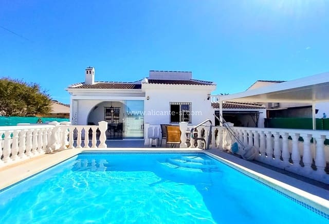 3 slaapkamer Villa te koop in Torrevieja met zwembad garage - € 339.000 (Ref: 9153231)