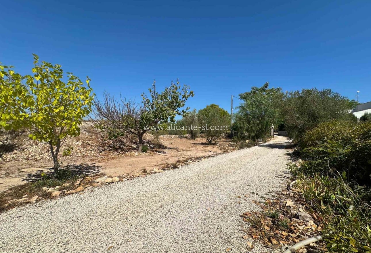 3 soveværelse Finca/Landehus til salg i Hondon de las Nieves med garage - € 179.950 (Ref: 9254411)