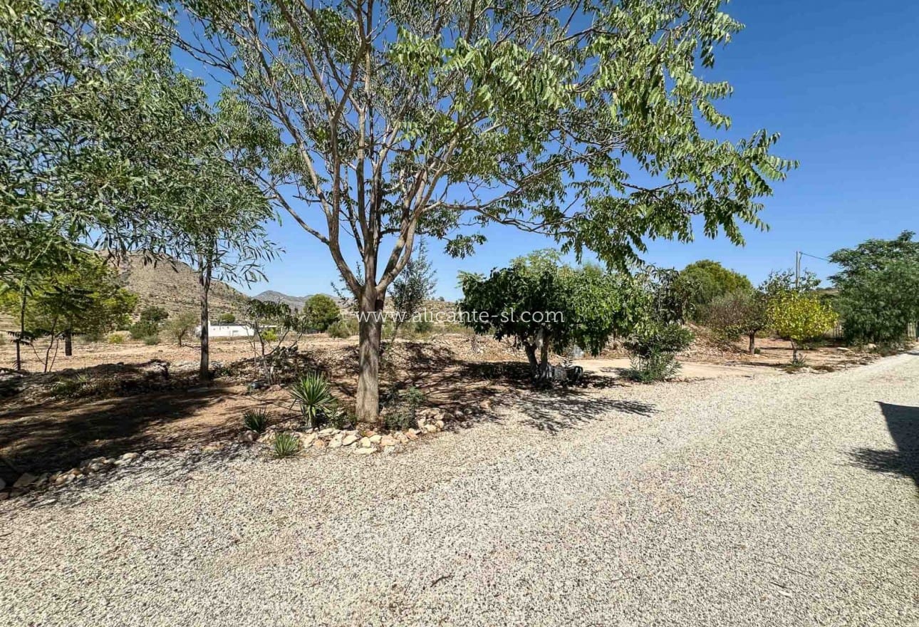 3 soveværelse Finca/Landehus til salg i Hondon de las Nieves med garage - € 179.950 (Ref: 9254411)