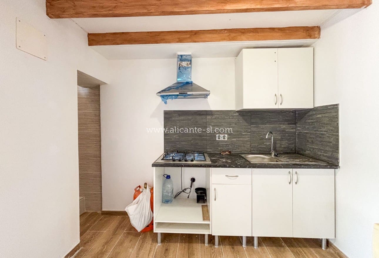 3 Zimmer Haus zu verkaufen in Hondon de los Frailes - 99.000 € (Ref: 9256301)