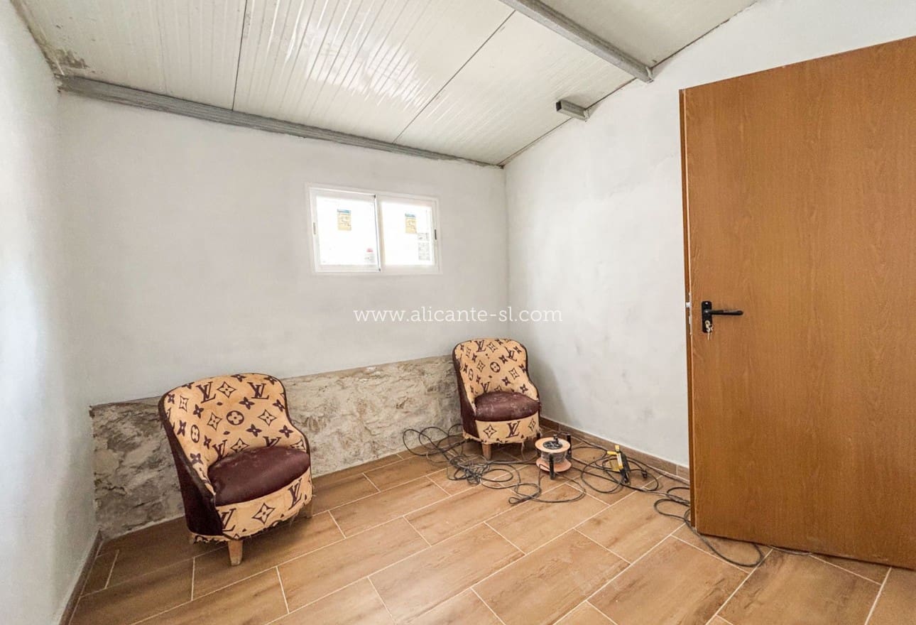 3 Zimmer Haus zu verkaufen in Hondon de los Frailes - 99.000 € (Ref: 9256301)