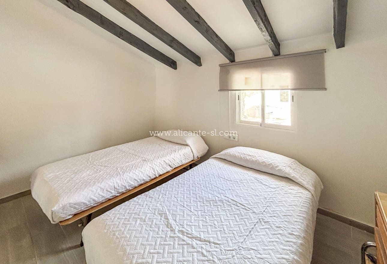 3 Zimmer Haus zu verkaufen in Hondon de los Frailes - 99.000 € (Ref: 9256301)