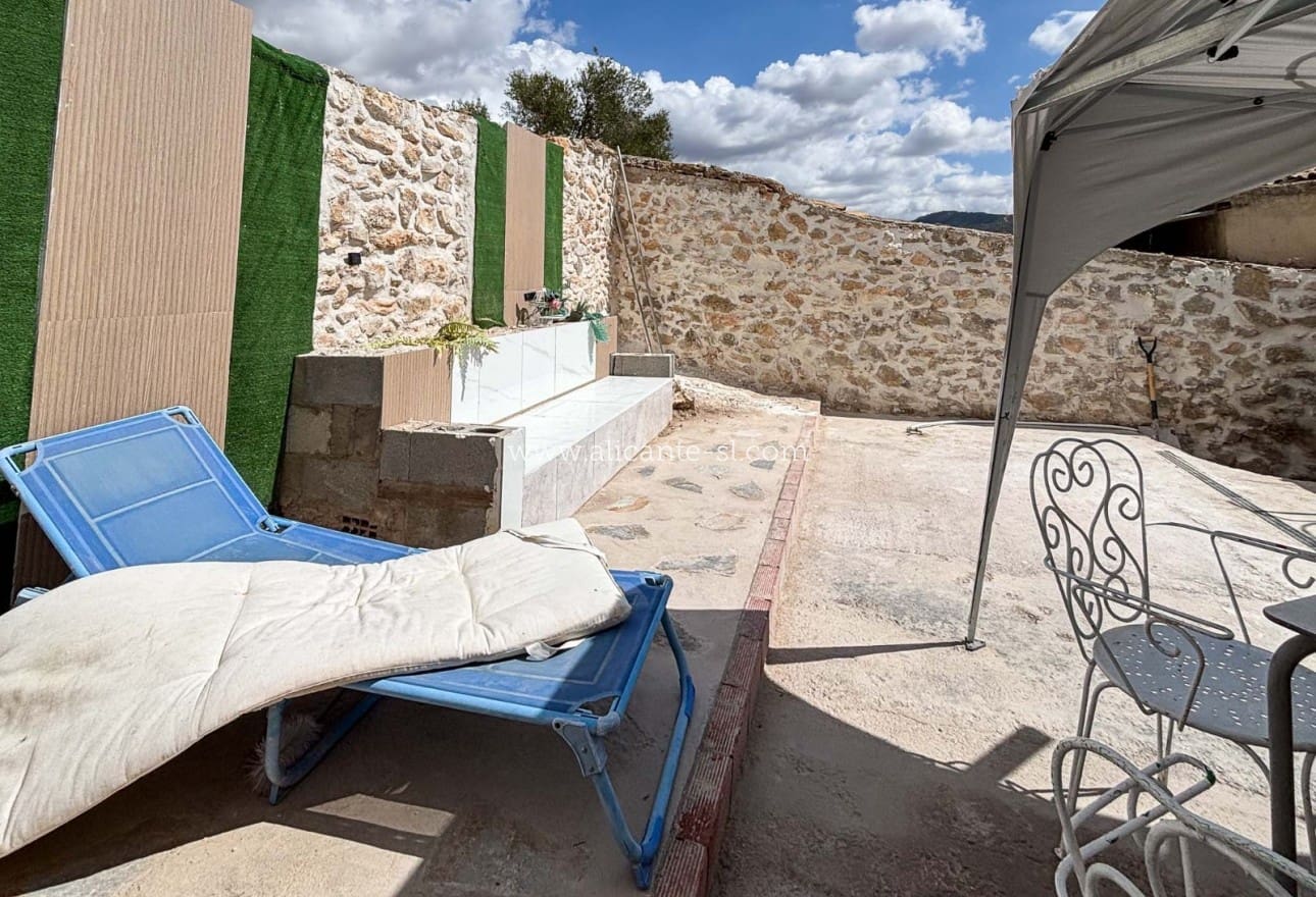 3 Zimmer Haus zu verkaufen in Hondon de los Frailes - 99.000 € (Ref: 9256301)