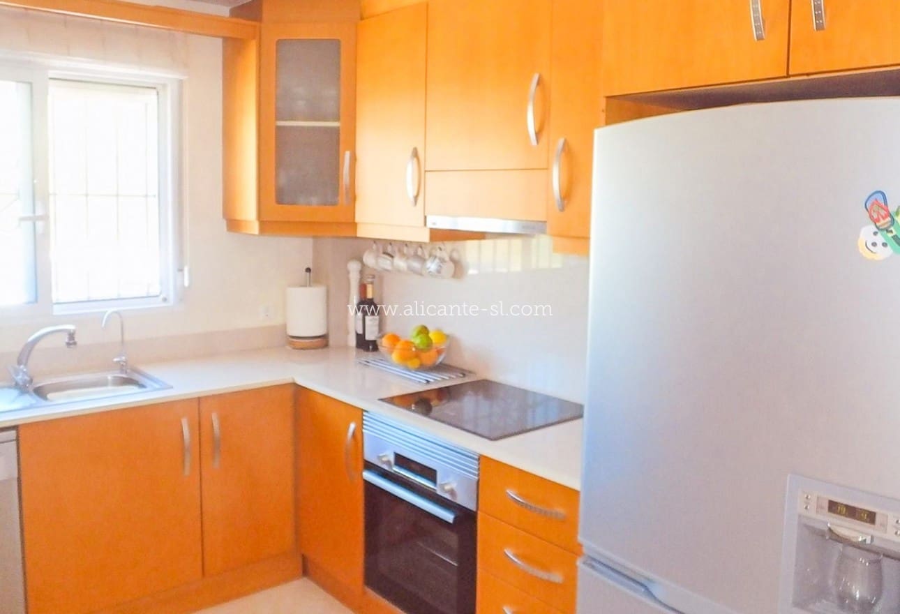 3 slaapkamer Villa te koop in La Romana met zwembad - € 214.950 (Ref: 9256375)