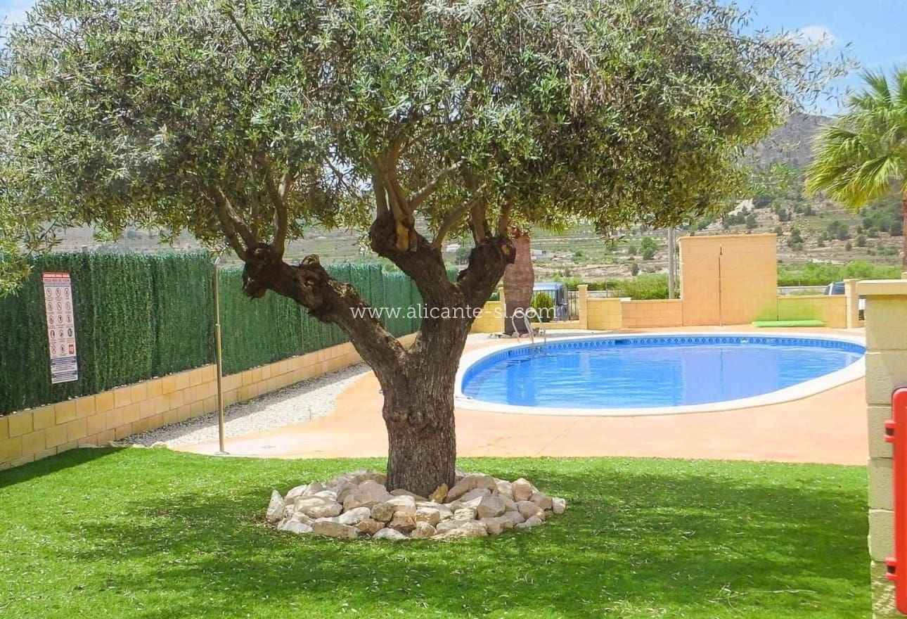 3 slaapkamer Villa te koop in La Romana met zwembad - € 214.950 (Ref: 9256375)