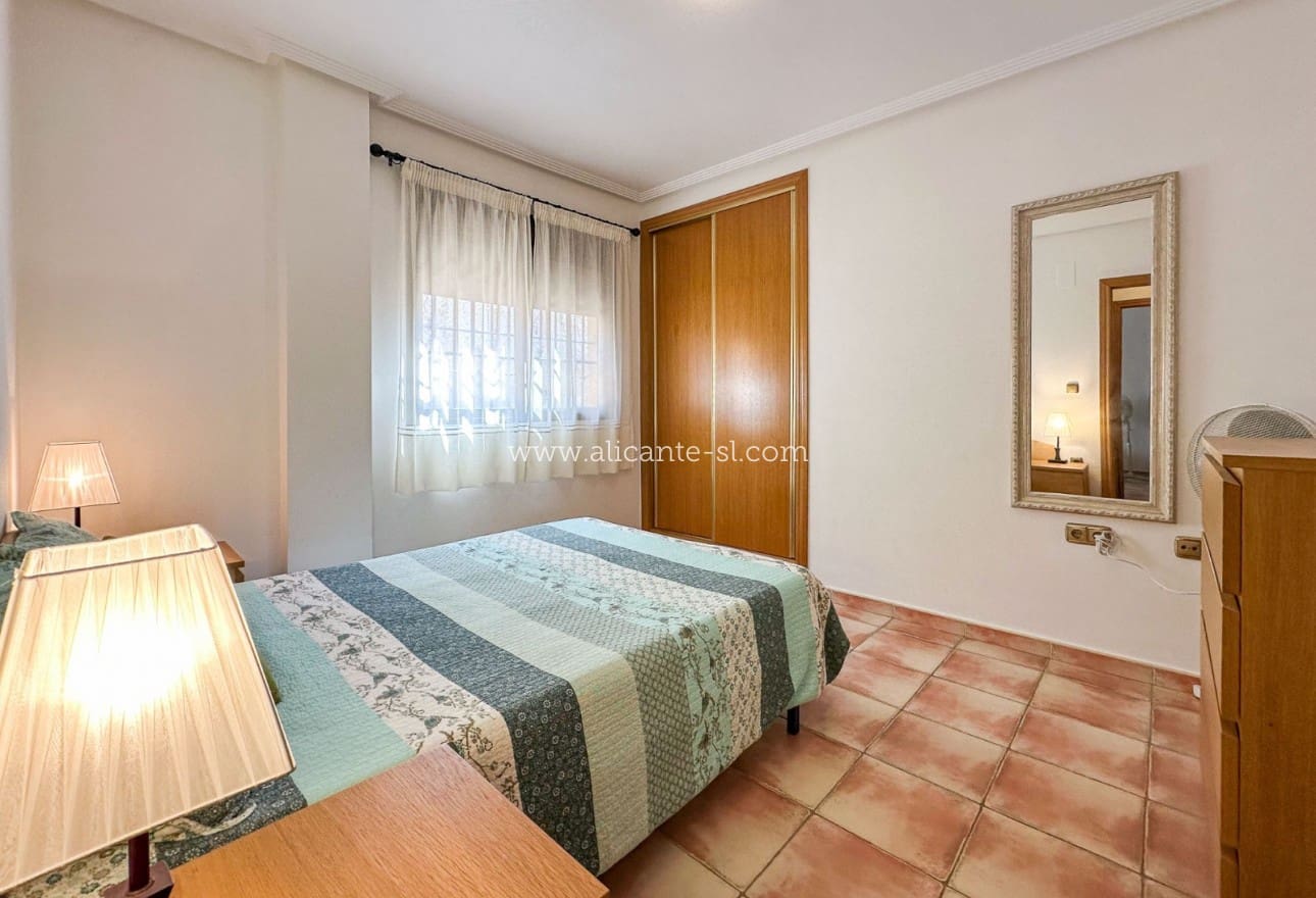 3 Zimmer Villa zu verkaufen in Hondon de las Nieves mit Pool - 239.950 € (Ref: 9263941)