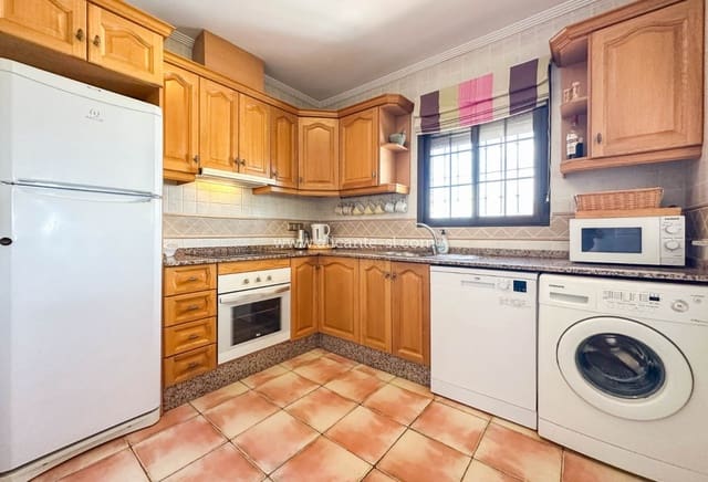 3 Zimmer Villa zu verkaufen in Hondón de las Nieves mit Pool - 239.950 € (Ref: 9263941)