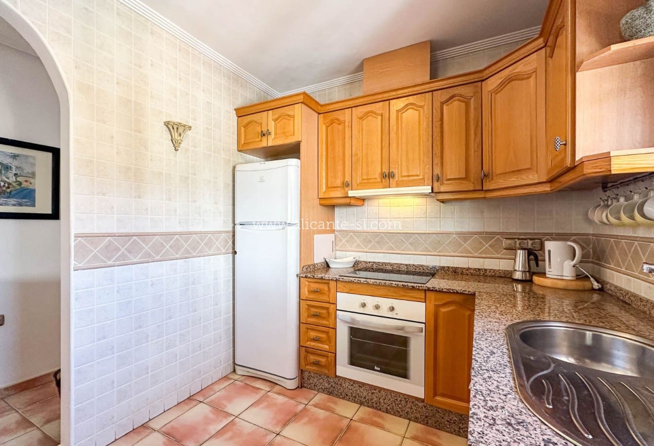 3 Zimmer Villa zu verkaufen in Hondon de las Nieves mit Pool - 239.950 € (Ref: 9263941)