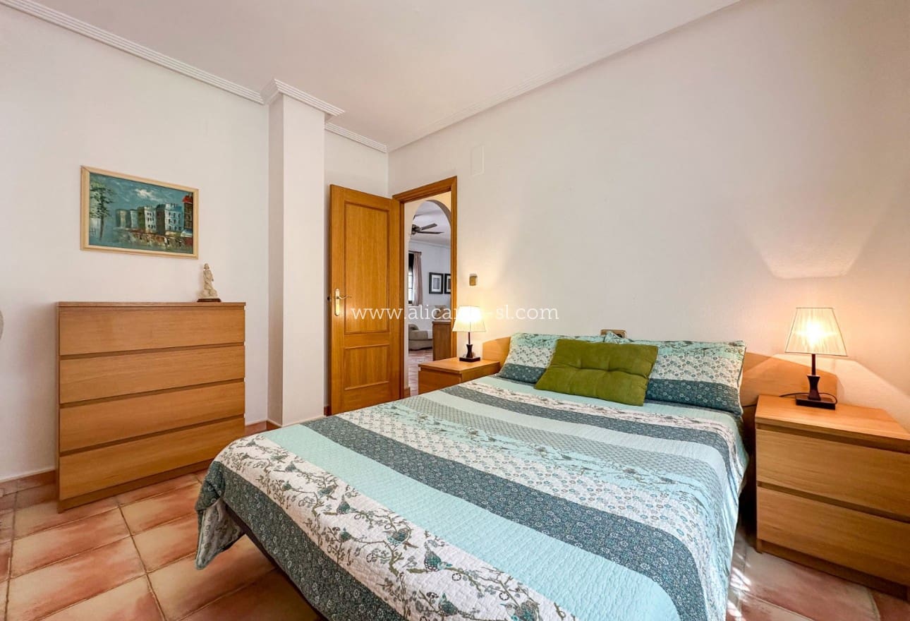 3 Zimmer Villa zu verkaufen in Hondon de las Nieves mit Pool - 239.950 € (Ref: 9263941)