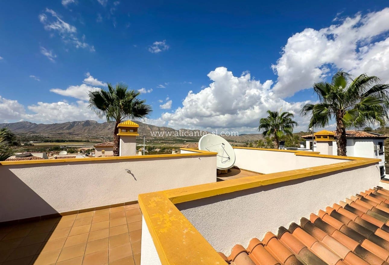 3 Zimmer Villa zu verkaufen in Hondon de las Nieves mit Pool - 239.950 € (Ref: 9263941)