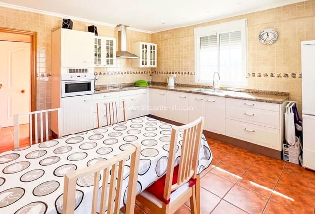 3 Zimmer Villa zu verkaufen in Macisvenda, Abanilla mit Pool Garage - 295.000 € (Ref: 9268998)