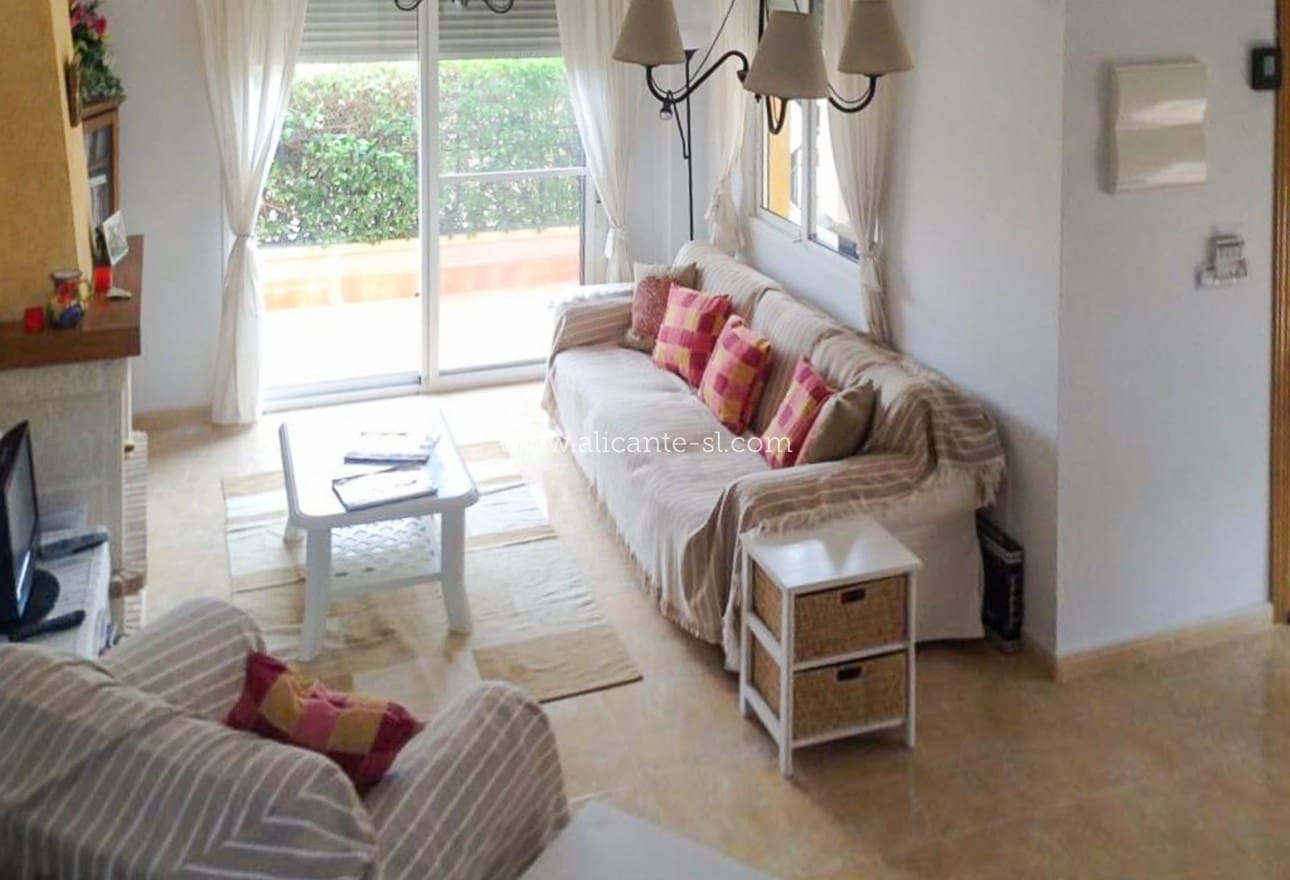 3 bedroom Villa for sale in Hondon de las Nieves with pool - € 260,000 (Ref: 9287902)