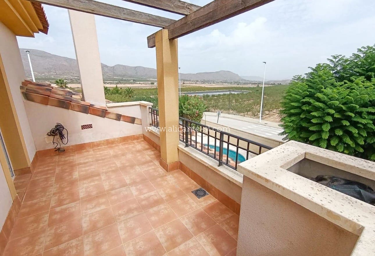 3 bedroom Villa for sale in Hondon de las Nieves with pool - € 260,000 (Ref: 9287902)
