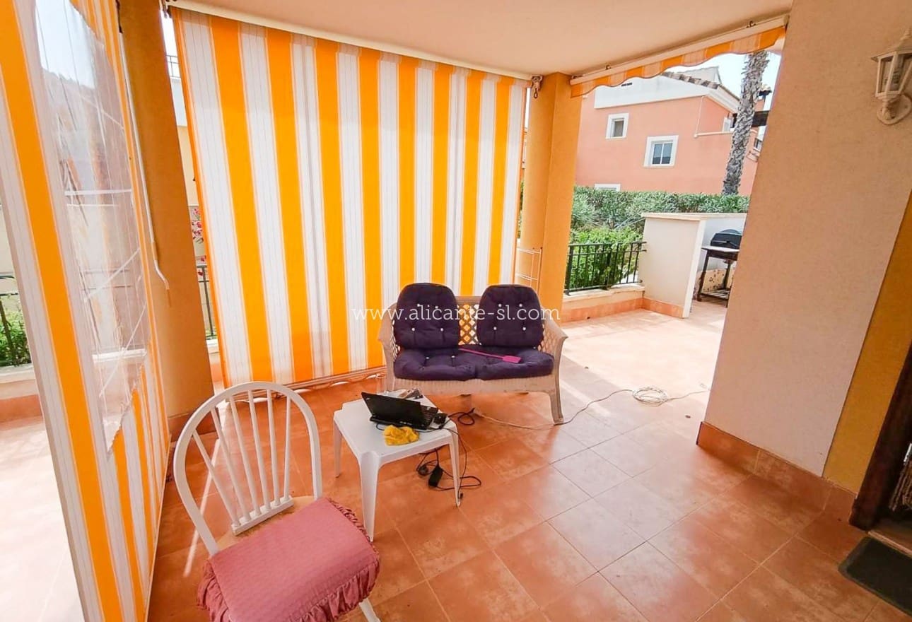 3 bedroom Villa for sale in Hondon de las Nieves with pool - € 260,000 (Ref: 9287902)