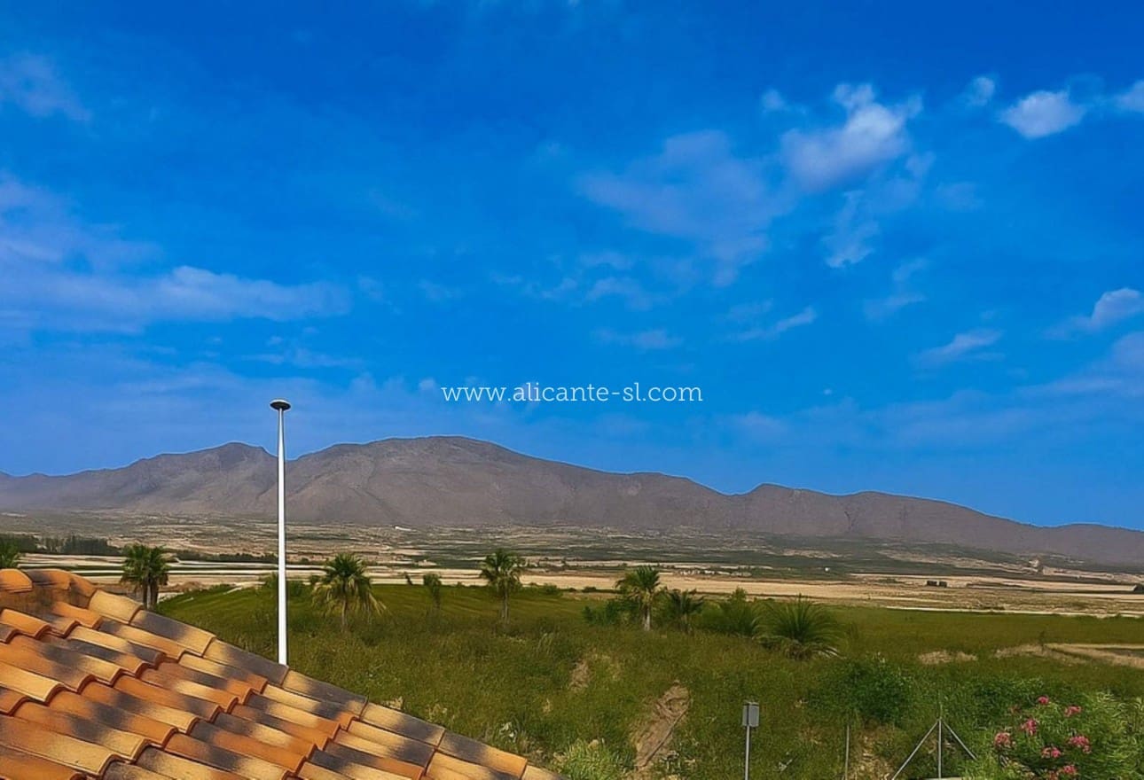 3 bedroom Villa for sale in Hondon de las Nieves with pool - € 260,000 (Ref: 9287902)