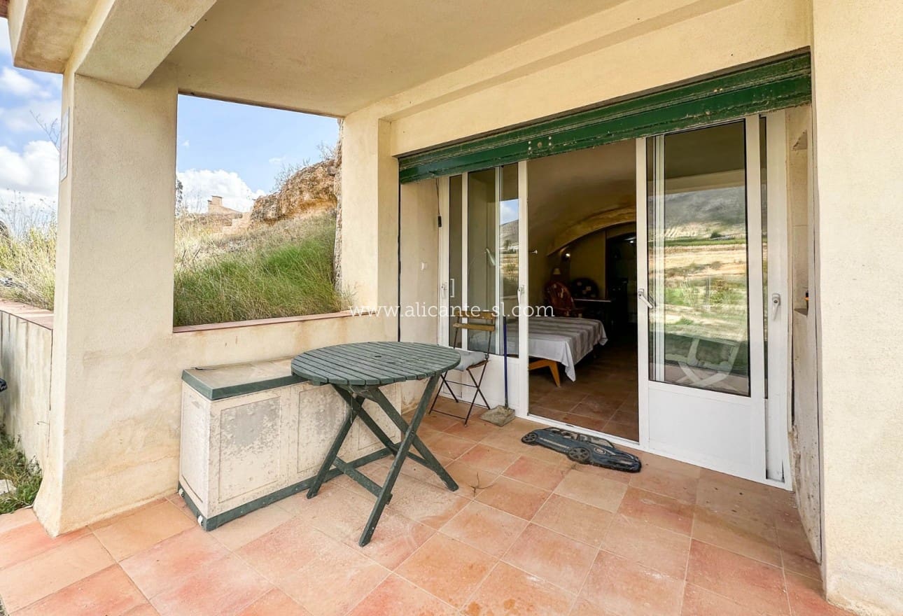 4 quarto Casa de Caverna para venda em La Romana - 149 950 € (Ref: 9311585)