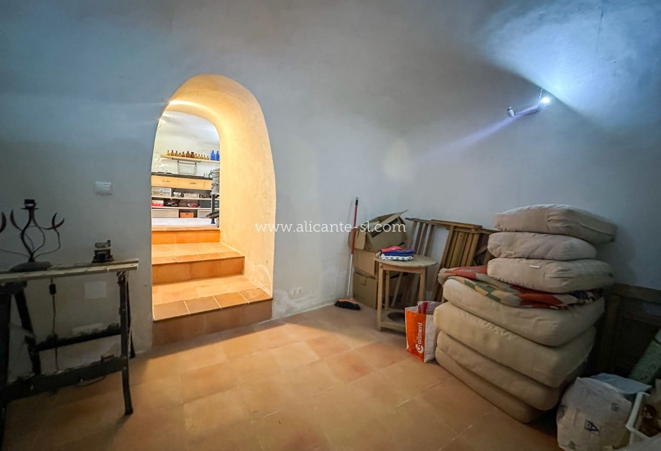 4 quarto Casa de Caverna para venda em La Romana - 149 950 € (Ref: 9311585)