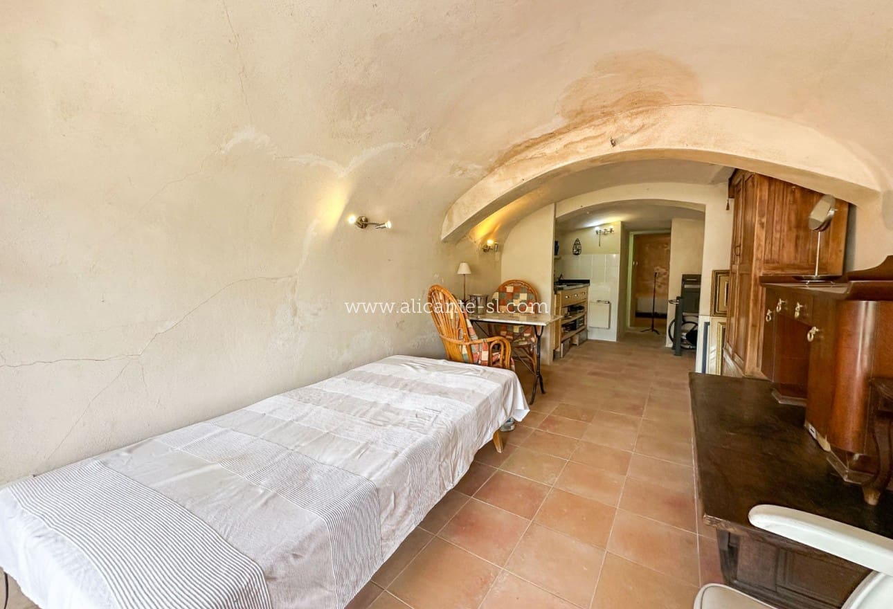 4 quarto Casa de Caverna para venda em La Romana - 149 950 € (Ref: 9311585)