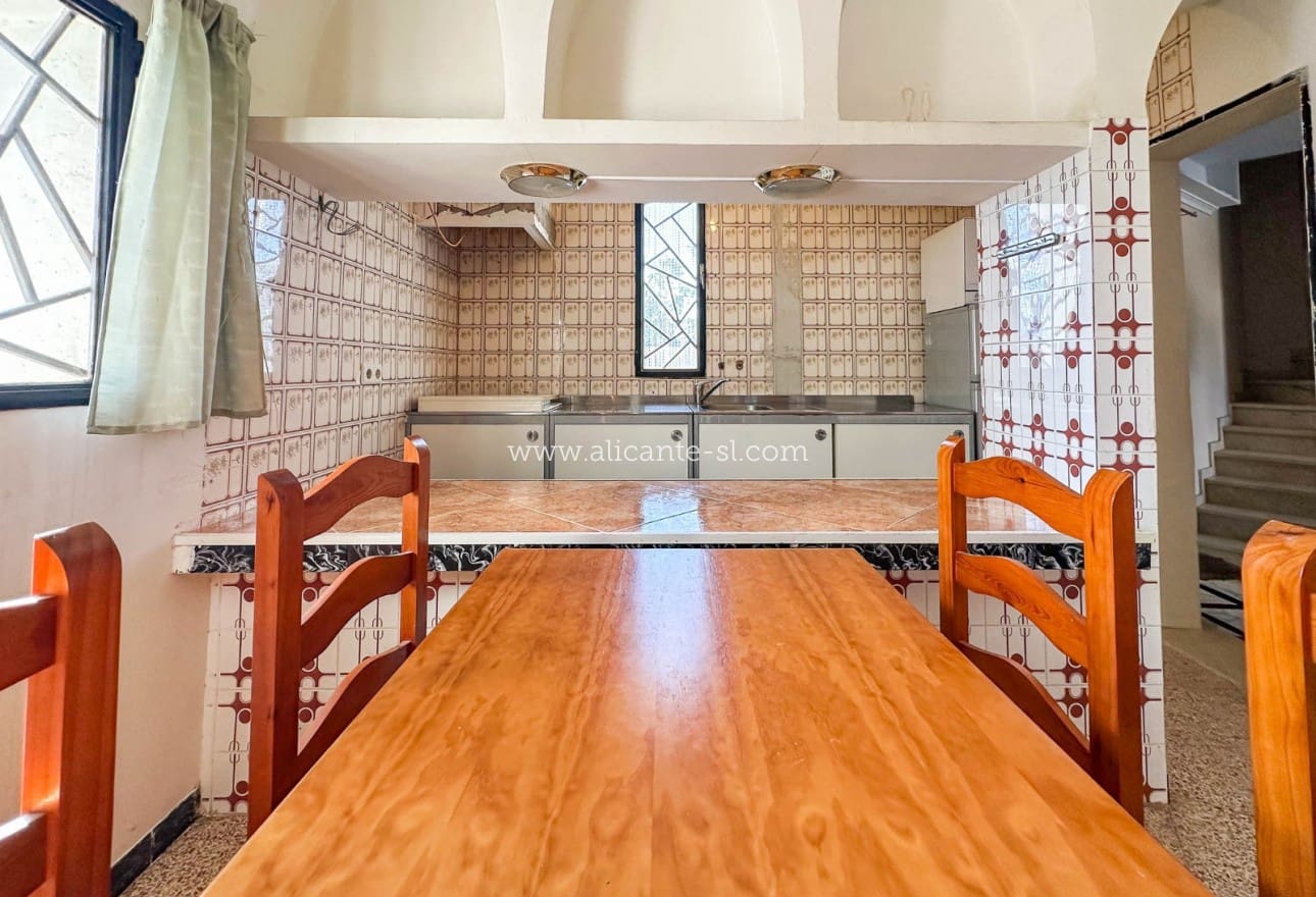 3 slaapkamer Finca/Landhuis te koop in Monforte del Cid met zwembad garage - € 199.950 (Ref: 9354530)