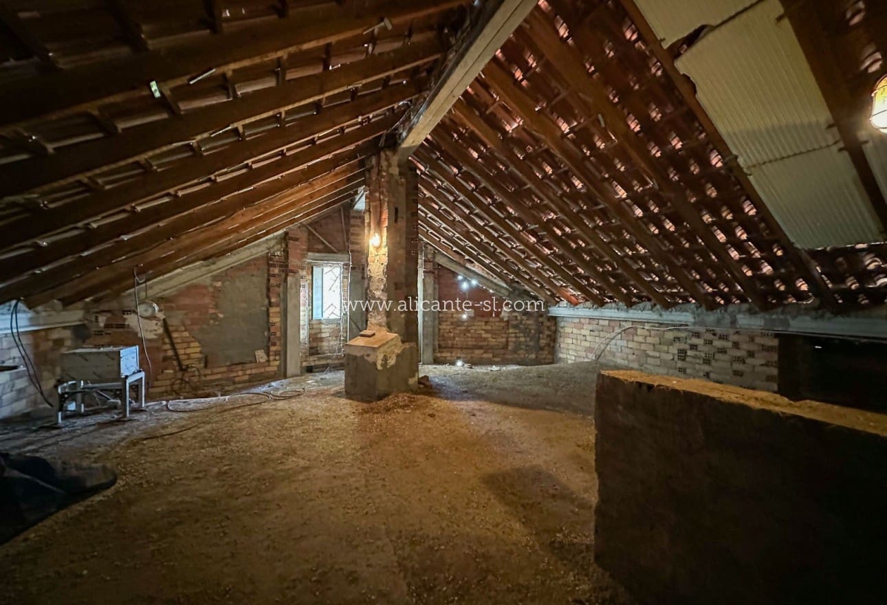 3 slaapkamer Finca/Landhuis te koop in Monforte del Cid met zwembad garage - € 199.950 (Ref: 9354530)