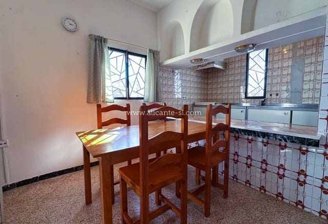 3 bedroom Finca/Country House for sale in Monforte del Cid with pool garage - € 199,950 (Ref: 9354530)