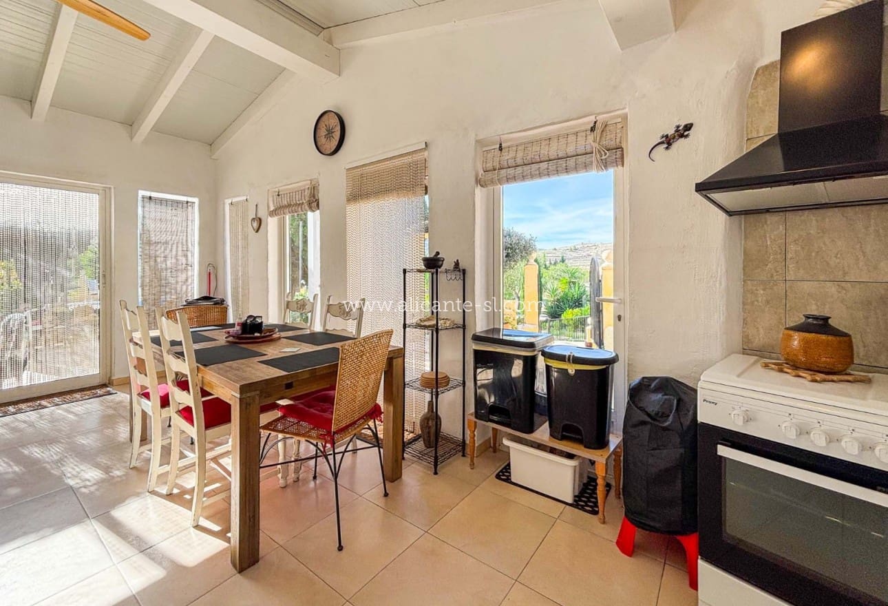 4 sypialnia Finka/Dom wiejski na sprzedaż w Hondon de las Nieves z basenem - 229 950 € (Ref: 9393472)