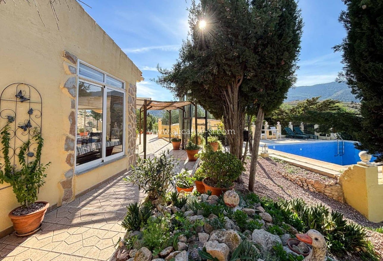 4 sypialnia Finka/Dom wiejski na sprzedaż w Hondon de las Nieves z basenem - 229 950 € (Ref: 9393472)