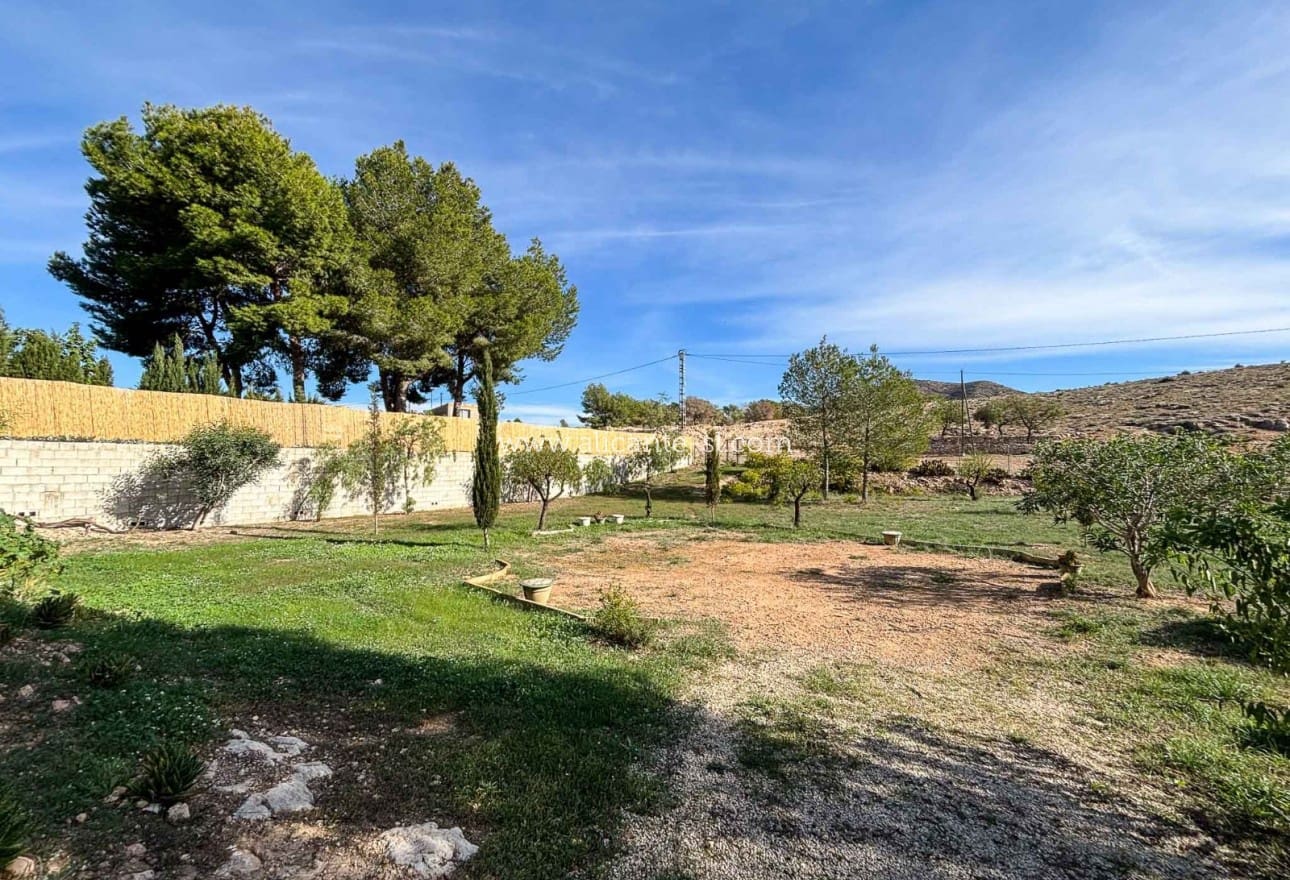 4 sypialnia Finka/Dom wiejski na sprzedaż w Hondon de las Nieves z basenem - 229 950 € (Ref: 9393472)