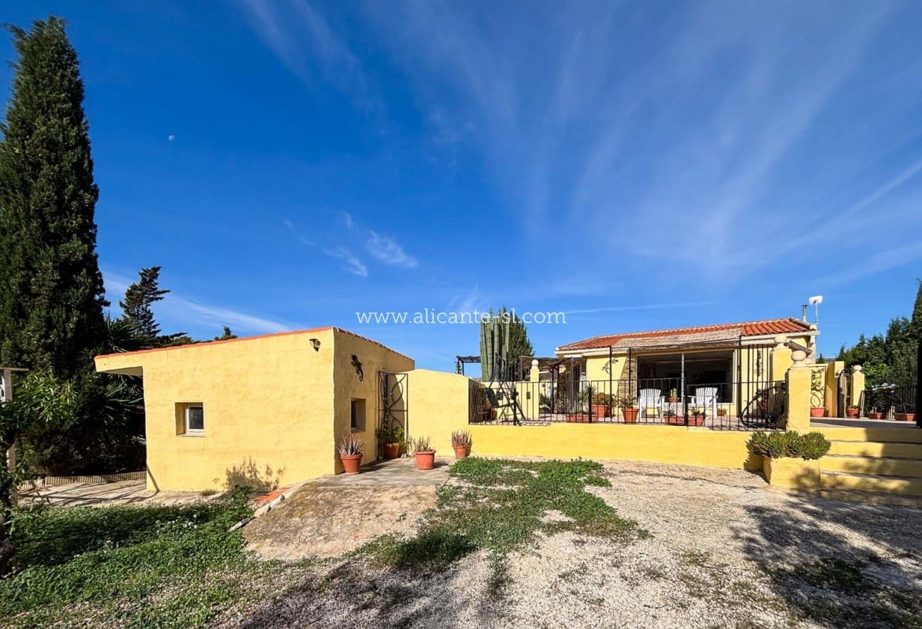 4 sypialnia Finka/Dom wiejski na sprzedaż w Hondon de las Nieves z basenem - 229 950 € (Ref: 9393472)