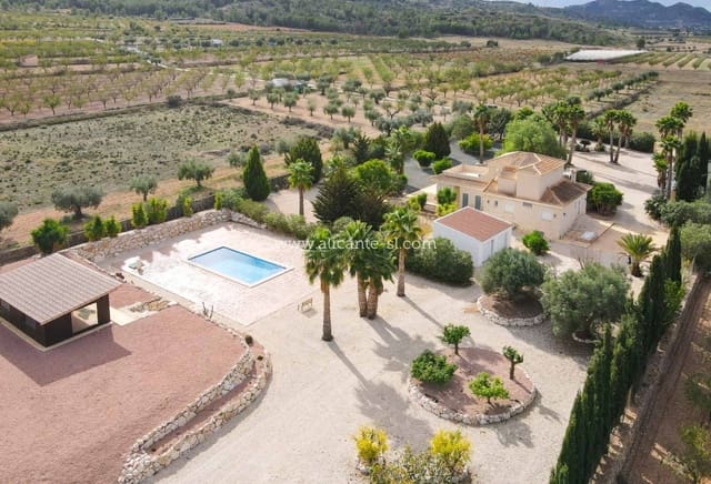 3 makuuhuone Huvila myytävänä paikassa Hondón de las Nieves mukana uima-altaan 
autotalli - 599 950 € (Ref: 9395433)