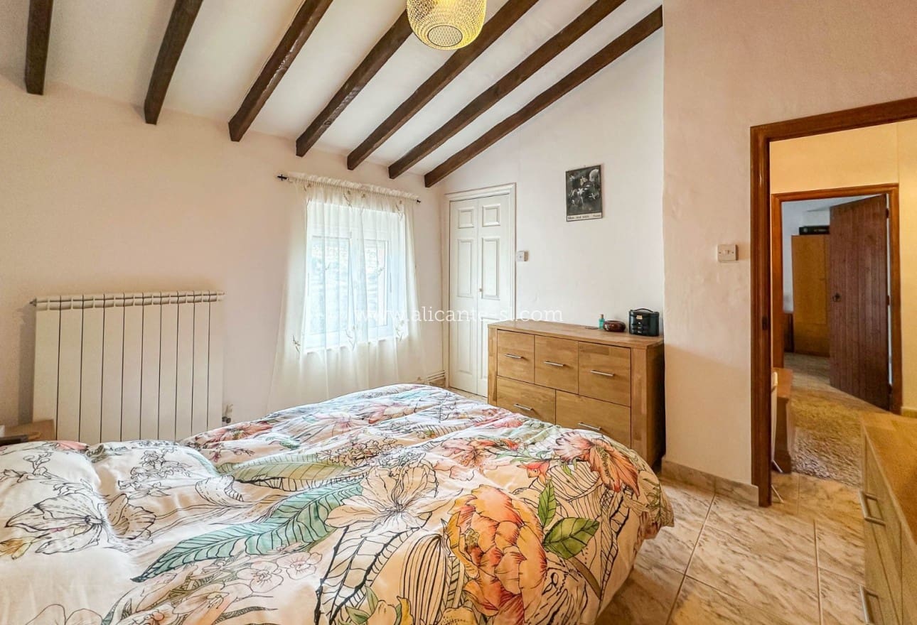 5 slaapkamer Finca/Landhuis te koop in Abanilla met zwembad - € 265.000 (Ref: 9399982)